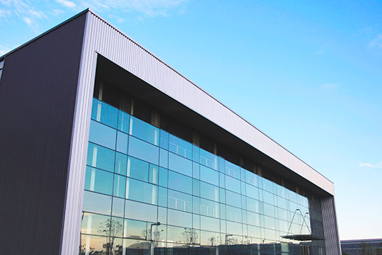 漫衍式能源中心，冷热电三联供能源梯级使用，综合效率达70%