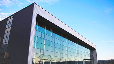 漫衍式能源中心，冷热电三联供能源梯级使用，综合效率达70%